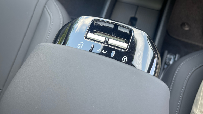 Volvo EX30 315kW Twin Motor Performance Ultra 69kWh 5dr Auto Electric Estate